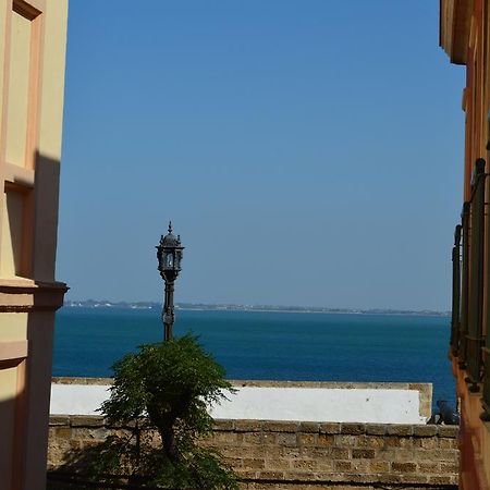 Apartamento El Baluarte Cadiz Bagian luar foto